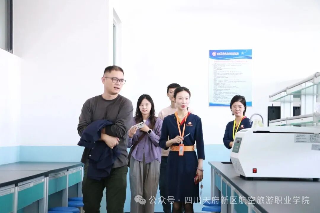 1762160995262407.jpg 40.jpg