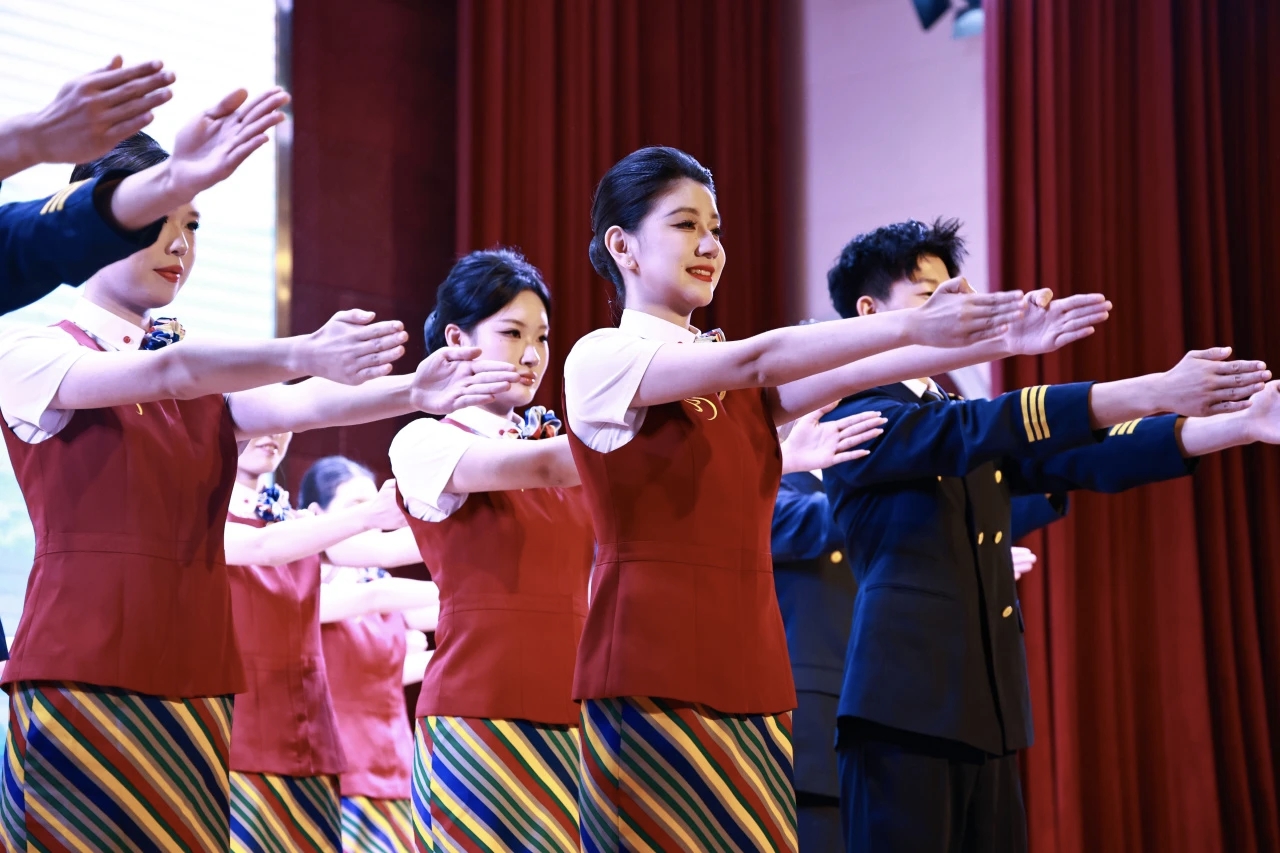 1765449871476447.jpg mmexport1765448404956.jpg