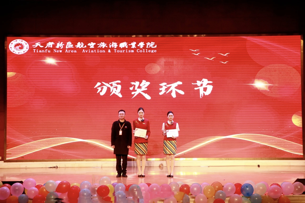 1765450110965245.jpg mmexport1765448440111.jpg