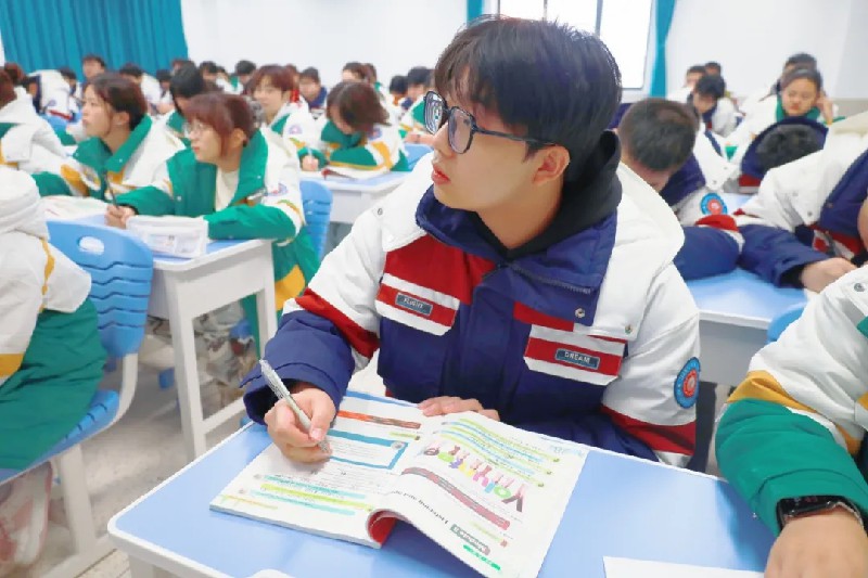 1765454827582650.jpg 6.jpg