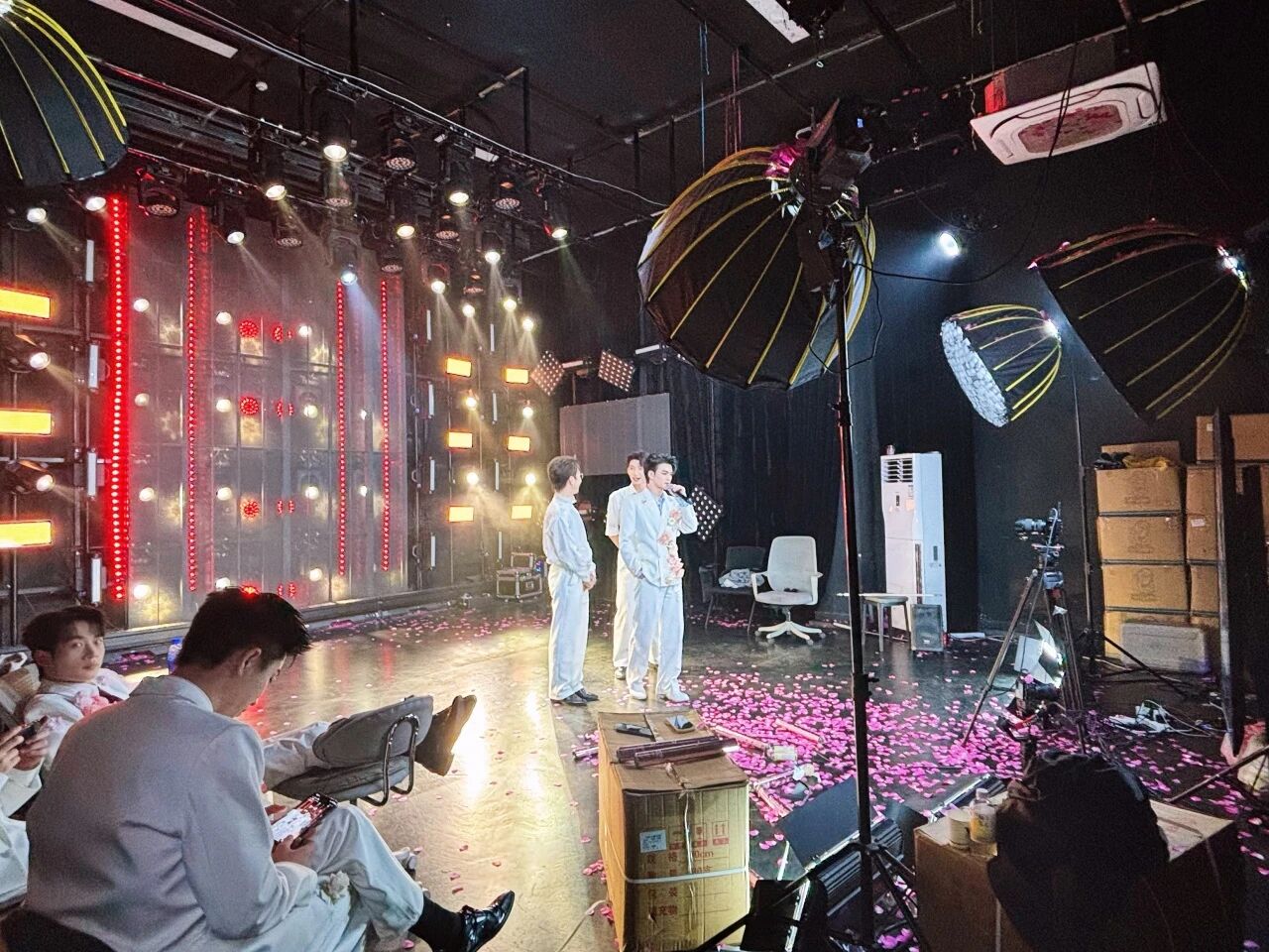 1766382781661570.jpg mmexport1766382552955.jpg