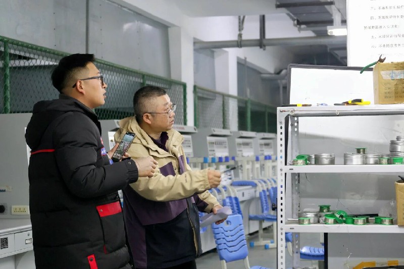 1773976532477394.jpg IMG_5825.jpg