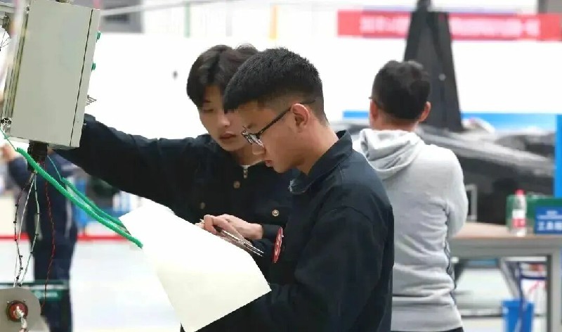 1773979135638290.jpg IMG_5831.jpg